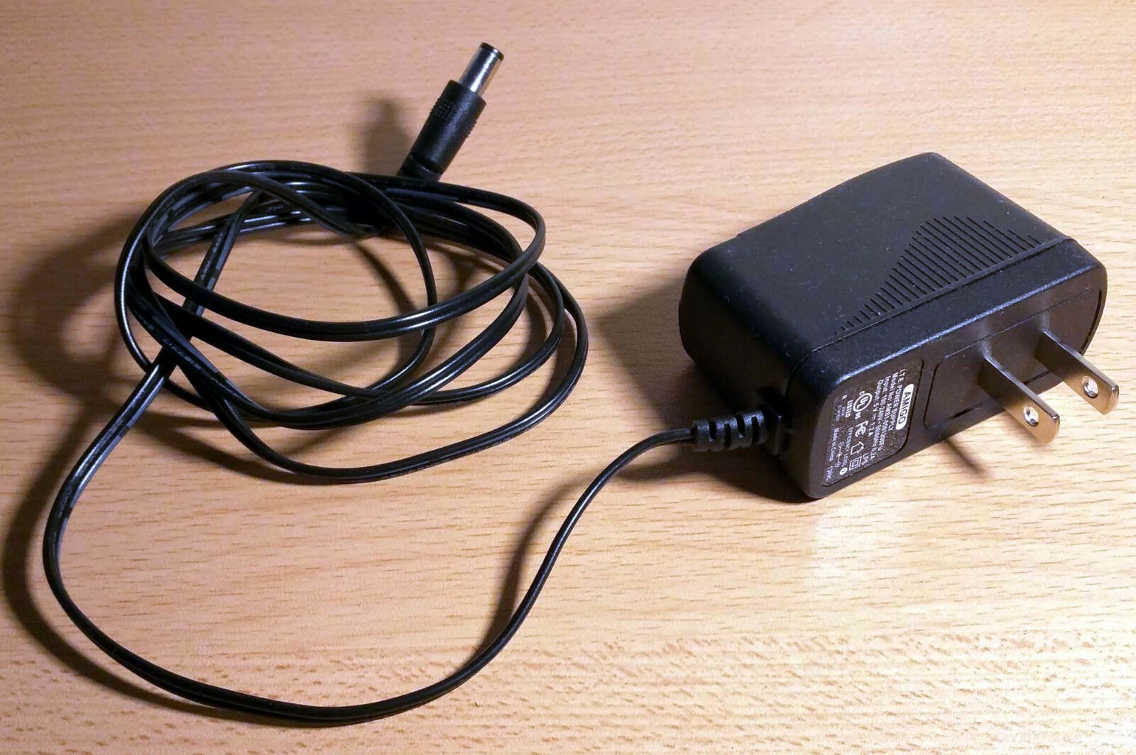 NEW AMIGO AMS1-0501200FU AC Adapter Power Supply 5Volts 1.2A Charger Transformer - Click Image to Close